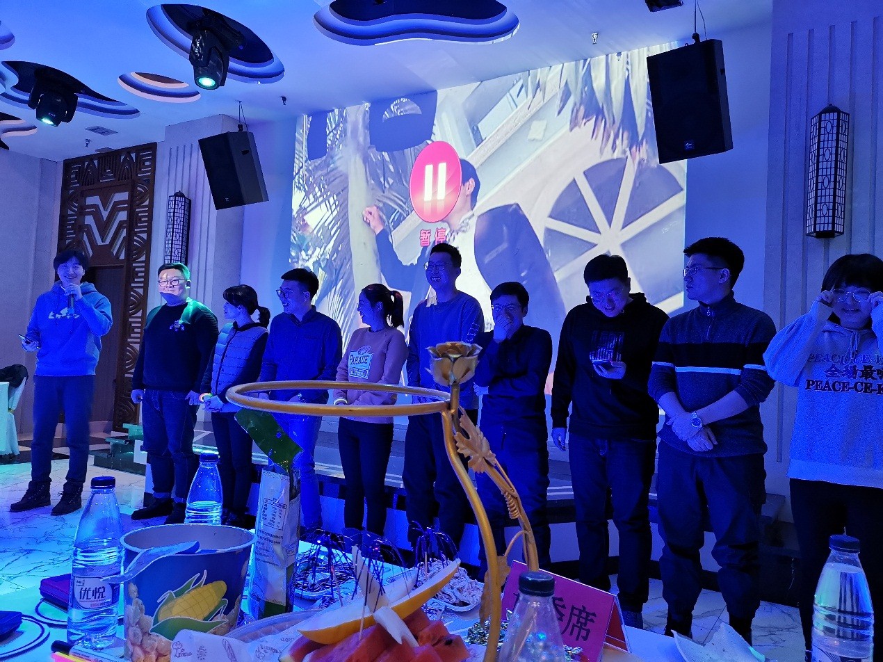 长光华大举办“第二届十大歌手评选暨跨年演唱会”庆祝公司成立三周年